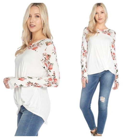 Tops - Last 1! Ivory floral color block tee 🇺🇸